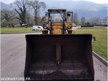 Cargadora CHARGEUSE SUR PNEUS VOLVO L70 de 1993 n°9930 HS A REPARER: foto 2