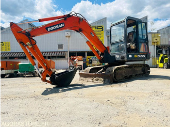Excavadora DOOSAN DH55
