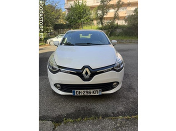 Coche RENAULT