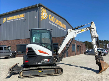 Miniexcavadora BOBCAT E35