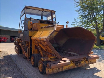 Pavimentadora de asfalto DEMAG