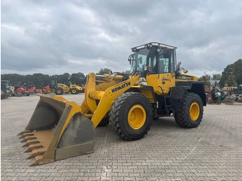 Cargadora de ruedas KOMATSU WA320