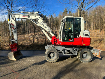 Excavadora de ruedas TAKEUCHI