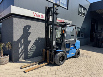 Carretilla elevadora diésel Caterpillar DP35K: foto 3 Carretilla elevadora diésel Caterpillar DP35K: foto 3