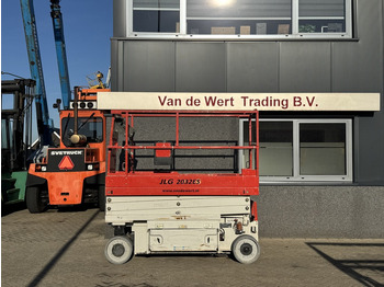 Plataforma de tijeras JLG