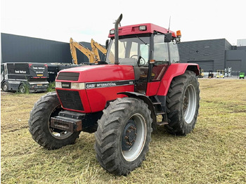 Tractor CASE IH
