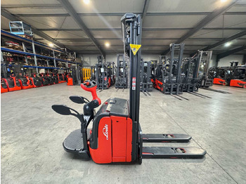Carretilla elevadora 2012 SERVICE +UVV 09/2026 LINDE L16AP 1.600KG TRIPLEX 470CM PALLET TRUCK ANT 4.430 HOURS: foto 4 Carretilla elevadora 2012 SERVICE +UVV 09/2026 LINDE L16AP 1.600KG TRIPLEX 470CM PALLET TRUCK ANT 4.430 HOURS: foto 4