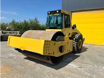 Compactador BOMAG