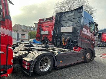 Camión 2017 RENAULT T480 COMFORT THD001 HIGH EDITION TRACTOR RENAULT T480 COMFORT: foto 3 Camión 2017 RENAULT T480 COMFORT THD001 HIGH EDITION TRACTOR RENAULT T480 COMFORT: foto 3