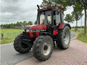 Tractor CASE IH