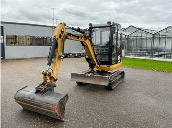 Miniexcavadora CATERPILLAR 302.4D