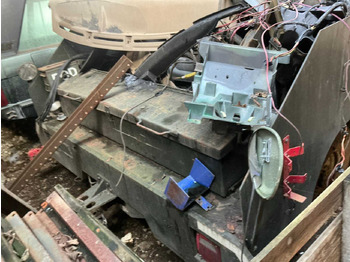 Furgoneta 1999 FORD F-350 COMMERCIAL VEHICLE: foto 5 Furgoneta 1999 FORD F-350 COMMERCIAL VEHICLE: foto 5