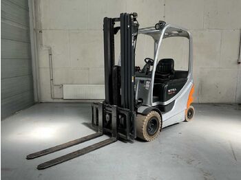 Carretilla elevadora STILL RX60