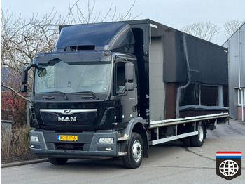 Camión caja cerrada MAN TGM