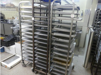 Maquinaria de panadería 3 Chariots avec plateaux: foto 5 Maquinaria de panadería 3 Chariots avec plateaux: foto 5