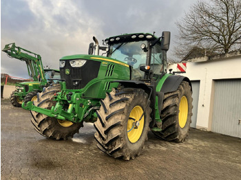Tractor JOHN DEERE 6215R