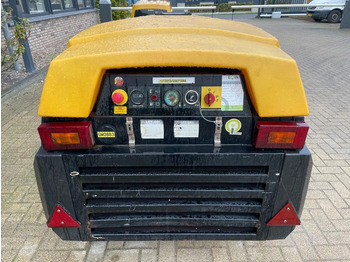 Compresor de aire Kaeser M27 Kubota 2,7 m3 / min 7 Bar 18 kW Mobiele Silent Diesel Compressor: foto 2 Compresor de aire Kaeser M27 Kubota 2,7 m3 / min 7 Bar 18 kW Mobiele Silent Diesel Compressor: foto 2