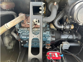 Compresor de aire Kaeser M80 Kubota 8.1 m3 / min 7 Bar 55 kW Mobiele Silent Diesel Compressor: foto 3