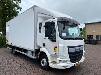Camión caja cerrada DAF LF 210