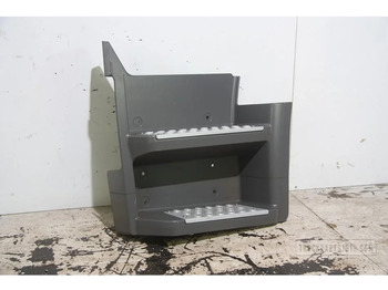 Peldaño MERCEDES-BENZ