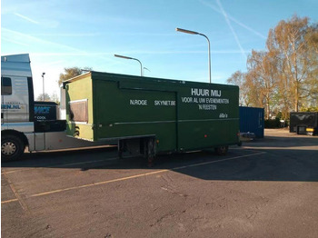 Semirremolque caja cerrada