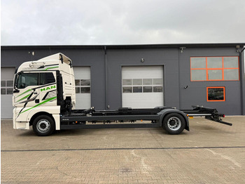 Camión chasis MAN TGX 18.470 // Przebieg 252 tyś. km !!! // Ciężarówka jak nowa //: foto 2 Camión chasis MAN TGX 18.470 // Przebieg 252 tyś. km !!! // Ciężarówka jak nowa //: foto 2