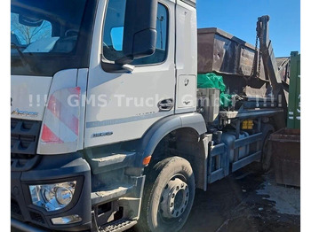 Camión portacontenedor de cadenas MERCEDES-BENZ Arocs