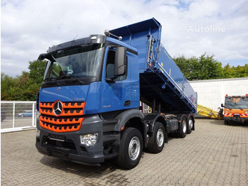 Camión volquete MERCEDES-BENZ Arocs