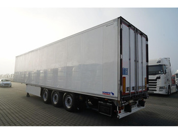 Semirremolque frigorífico Schmitz Cargobull CHŁODNIA / THERMO KING SLX 300 / HAKÓWKA / OŚ PODNOSZONA / KOSZ: foto 3 Semirremolque frigorífico Schmitz Cargobull CHŁODNIA / THERMO KING SLX 300 / HAKÓWKA / OŚ PODNOSZONA / KOSZ: foto 3