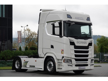 Cabeza tractora SHACMAN