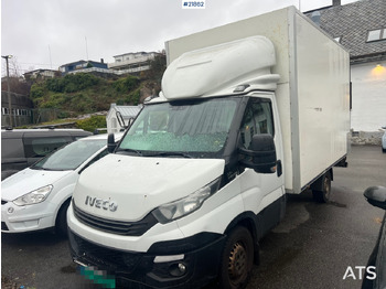 Furgoneta caja cerrada IVECO Daily