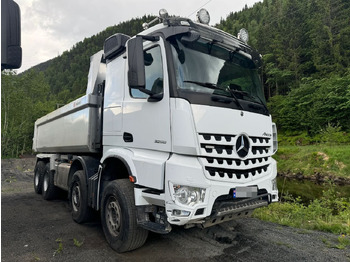 Camión volquete MERCEDES-BENZ Arocs 3258