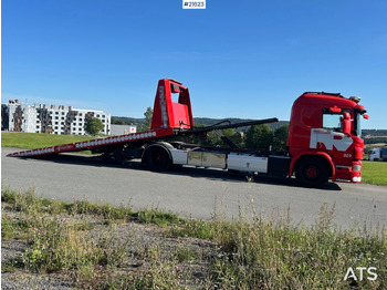 Grua de remolque autos SCANIA P