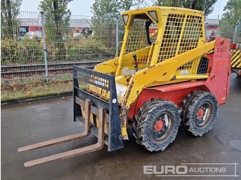 Minicargadora BOBCAT S130