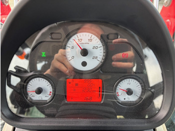 Tractor Massey Ferguson 4708 M Cab: foto 2