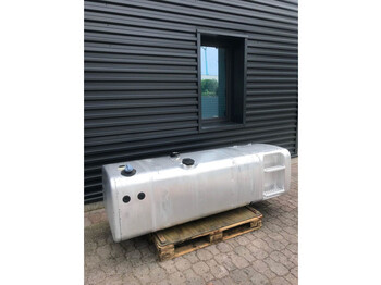 Depósito de combustible MAN