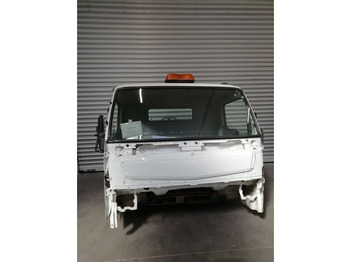 Cabina e interior MITSUBISHI