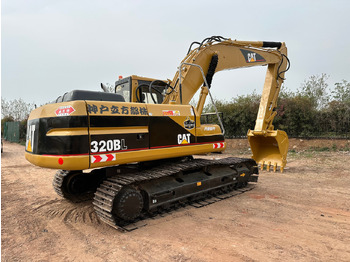 Excavadora de cadenas CATERPILLAR 320BL