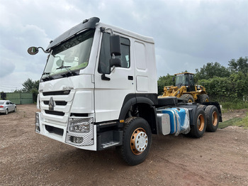 Cabeza tractora SINOTRUK Howo tractor unit 420hp: foto 3