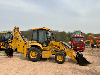 Retroexcavadora JCB 3CX