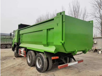 Camión volquete para transporte de silos SINOTRUK Howo 6x4 Dump truck 371hp: foto 4