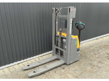 Apilador JUNGHEINRICH EJC