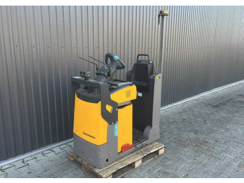 Remolcadora JUNGHEINRICH