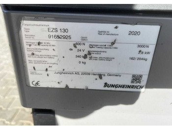 Remolcadora Jungheinrich EZS130: foto 4 Remolcadora Jungheinrich EZS130: foto 4