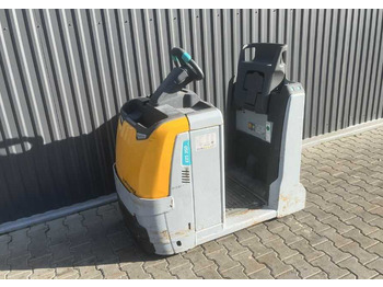 Remolcadora JUNGHEINRICH