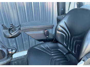 Carretilla elevadora de gas Linde H25T-01: foto 5