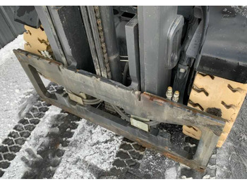 Carretilla elevadora de gas Linde H45T-01: foto 4