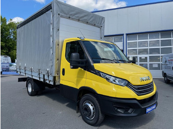 Furgoneta con lona IVECO Daily 70c21