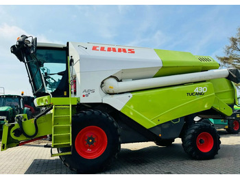 Cosechadora de granos CLAAS Tucano 430