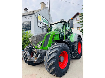 Tractor FENDT 828 Vario